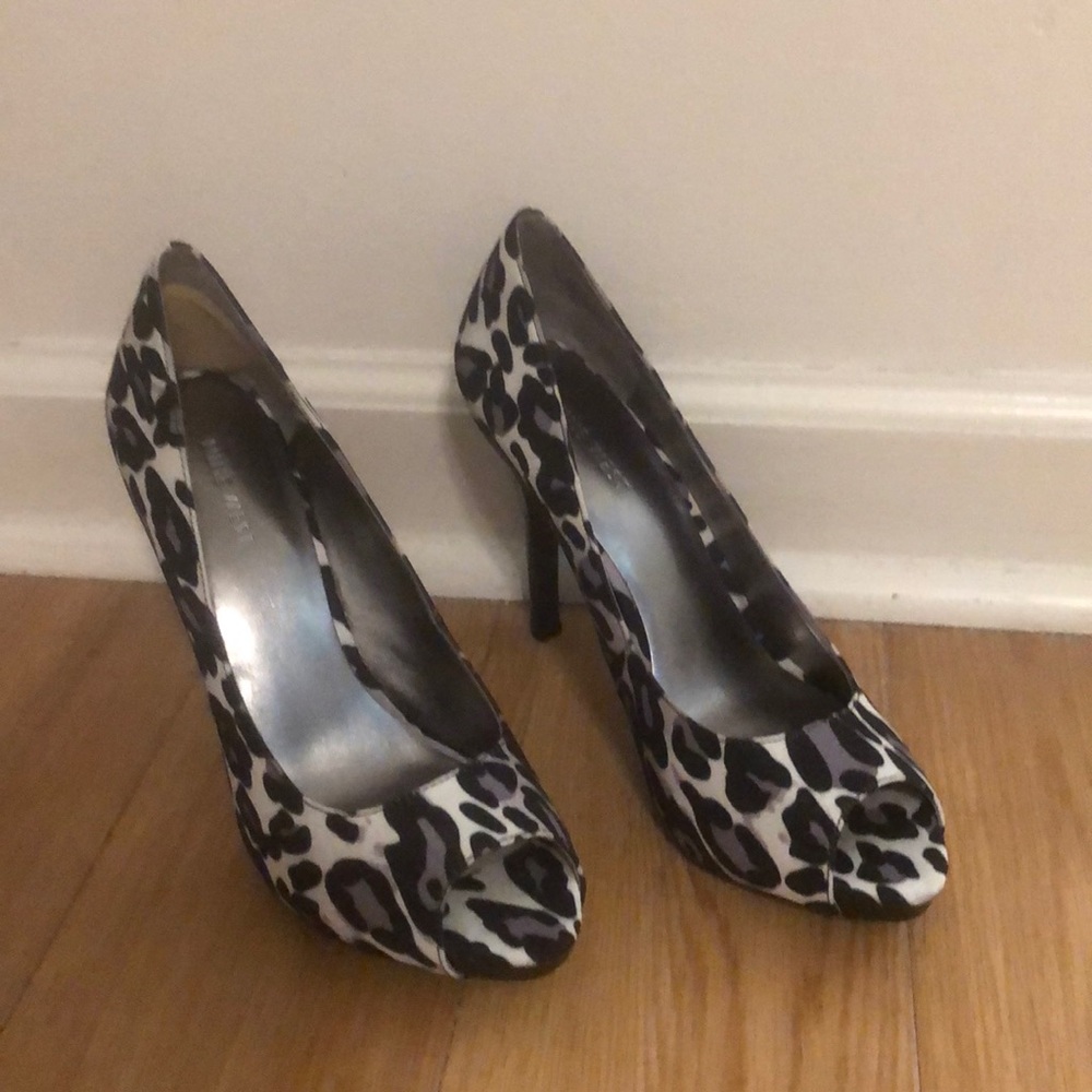 Open toe heels. Cute pattern, never worn
